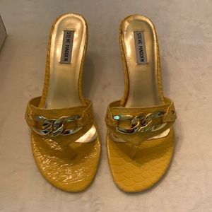 Yellow Steve Madden heels, very good used condition, size 7.5